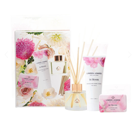 Linden leaves floral gift box